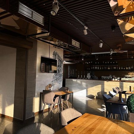 Hotel Atmosphere Полтава Екстериор снимка