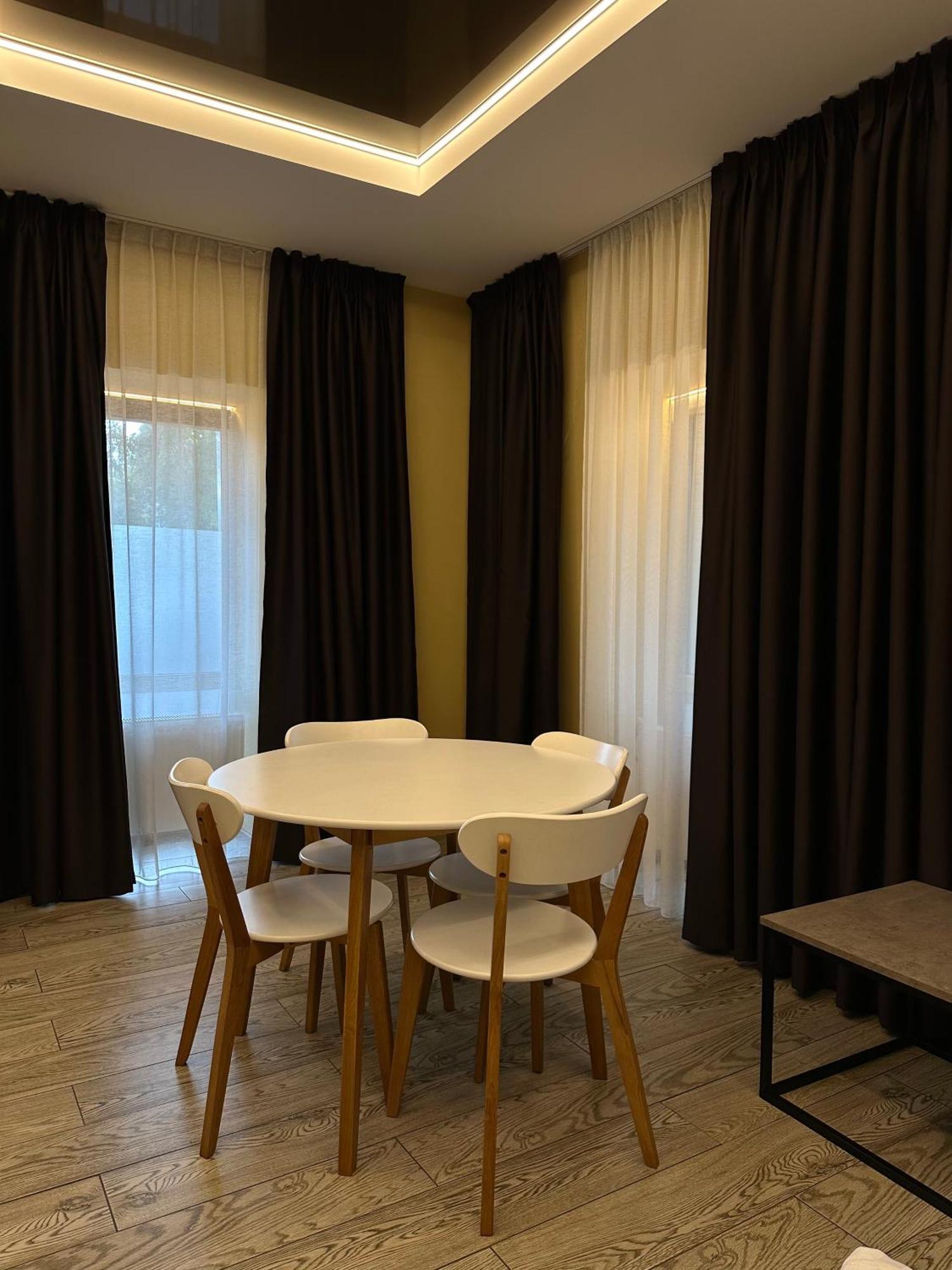 Hotel Atmosphere Полтава Екстериор снимка