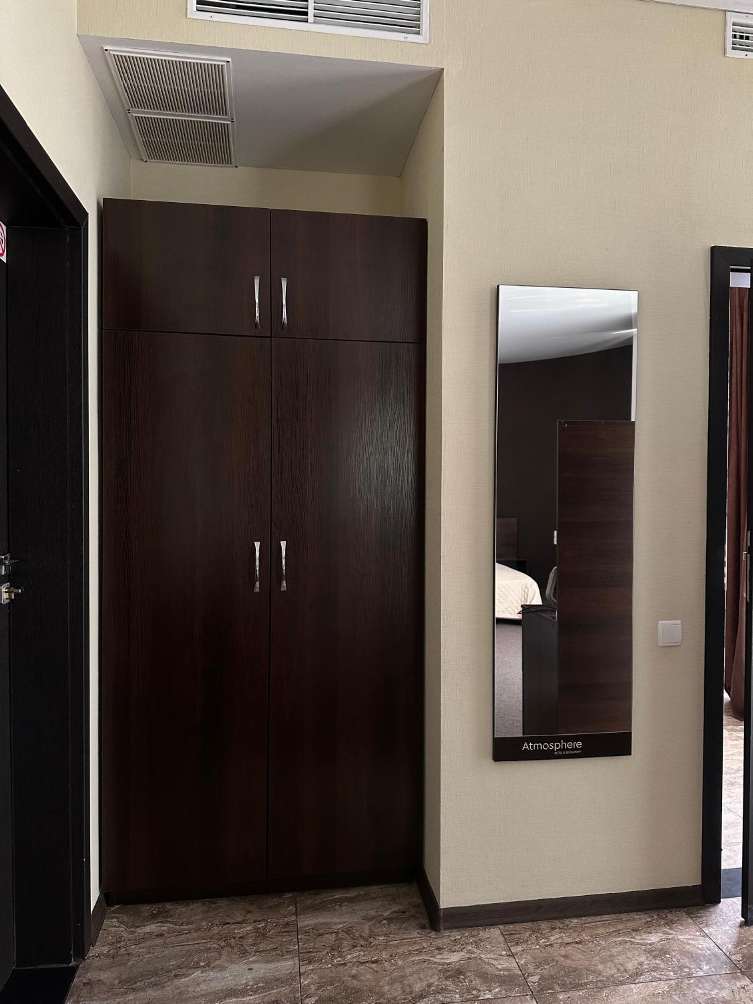Hotel Atmosphere Полтава Екстериор снимка